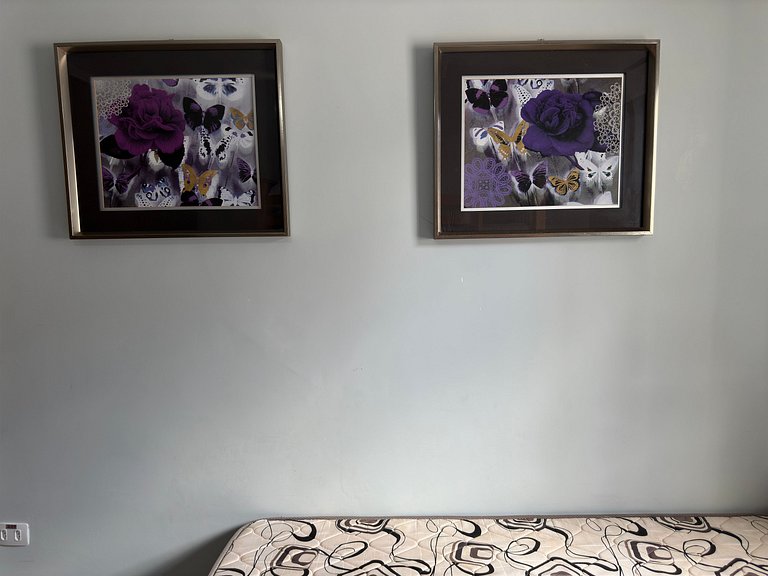 Apto moderno na rua da Feira de Artesanato