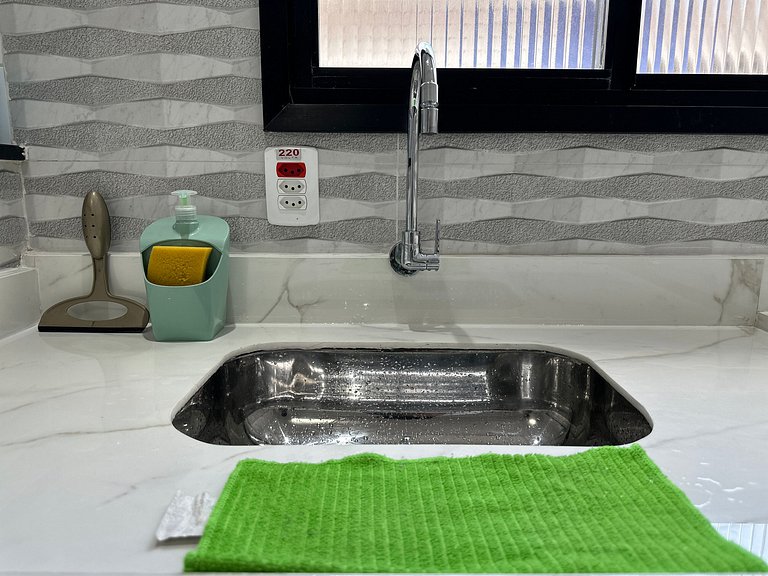 Apto moderno na rua da Feira de Artesanato