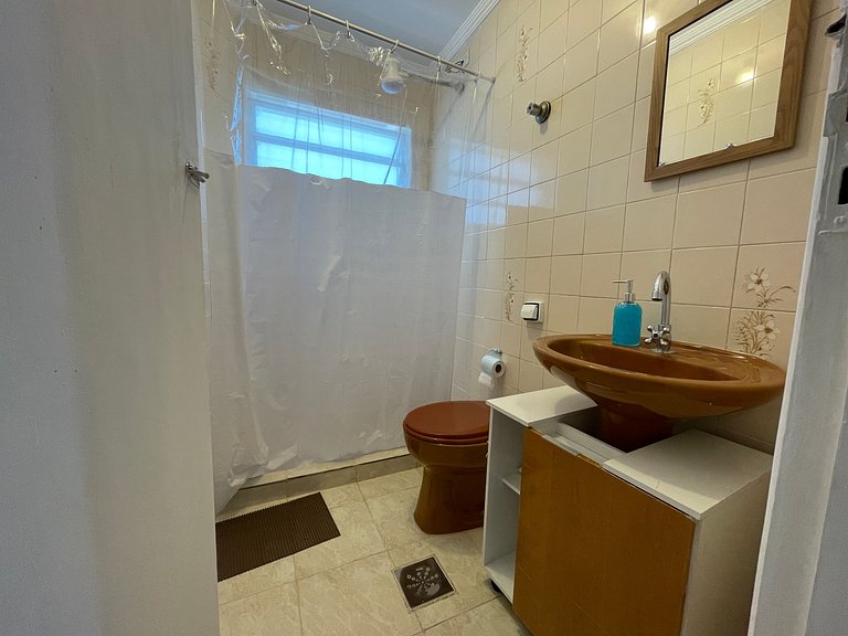 Apto Espaçoso a 300m da Praia da Aviação