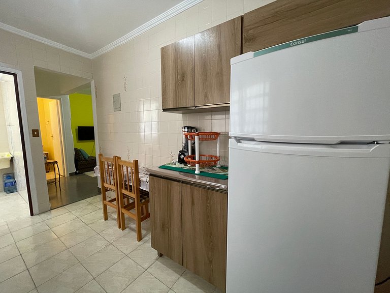 Apto Espaçoso a 300m da Praia da Aviação