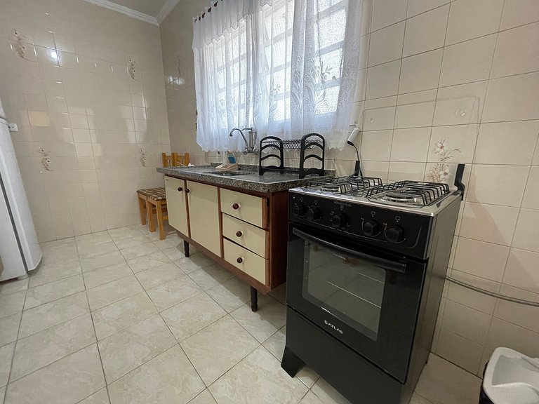 Apto Espaçoso a 300m da Praia da Aviação