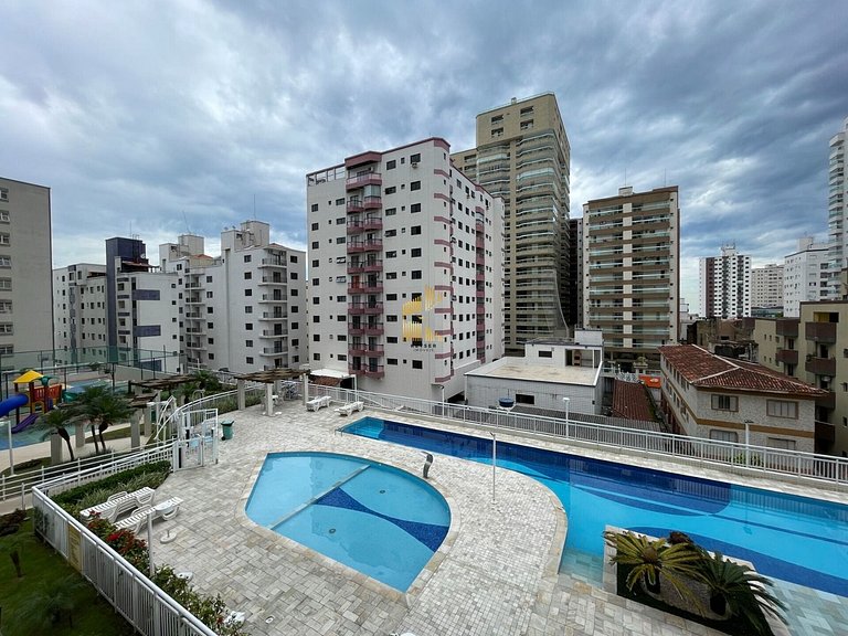 Ocian 2 quartos, suíte e piscina,quadra da praia