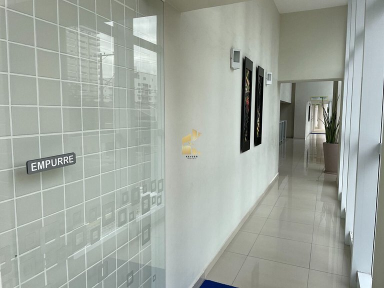 Apto 2 quartos e garagem na Ocian