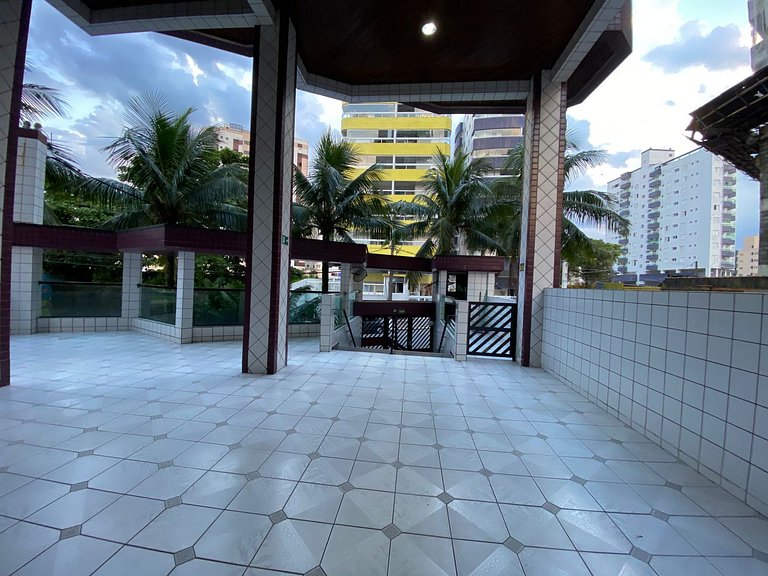 Excelente localização na Mirim 60 m da Praia!