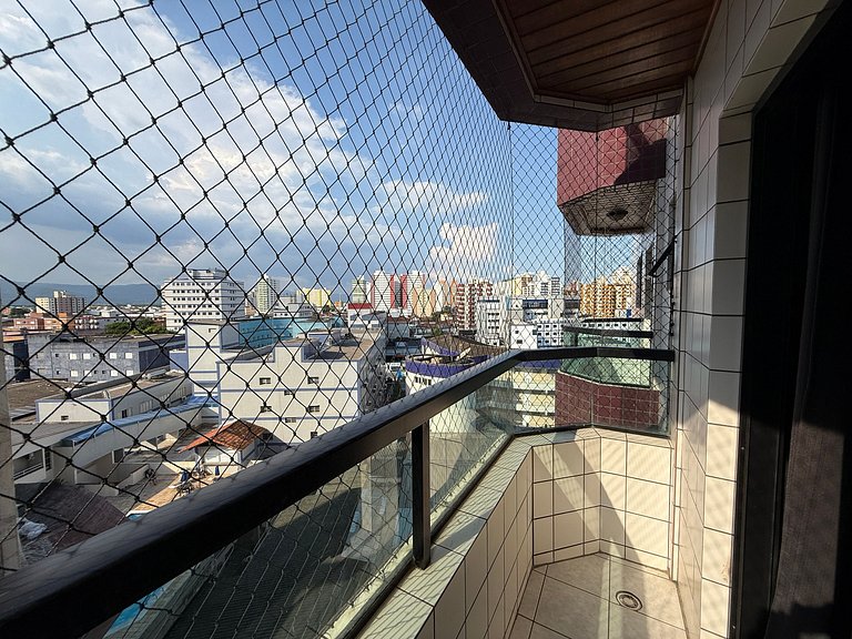Excelente localização na Mirim 60 m da Praia!