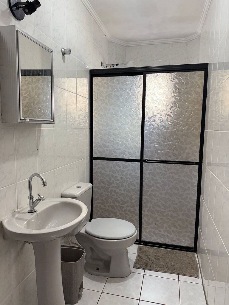 Excelente localização na Mirim 60 m da Praia!