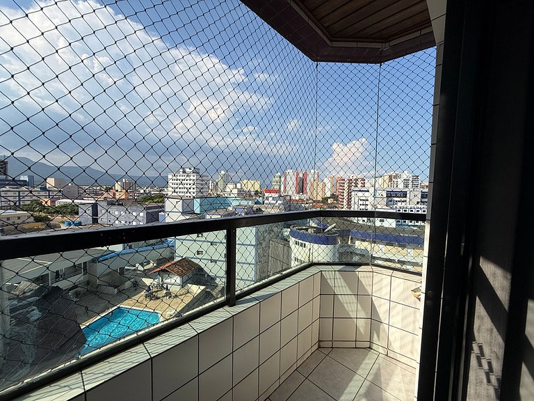 Excelente localização na Mirim 60 m da Praia!