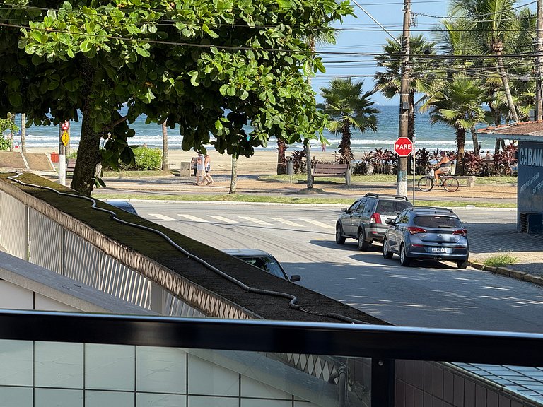 Excelente localização na Mirim 60 m da Praia!