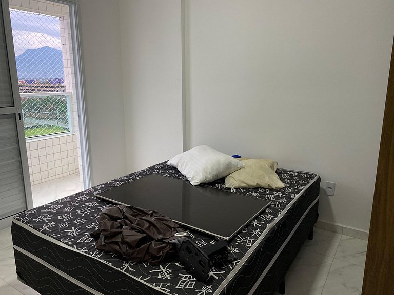 Apto Vila Mirim, 2Qts (1Suíte), Vista Mar!
