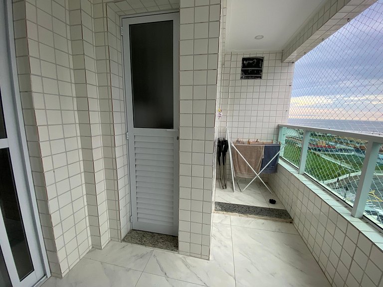 Apto Vila Mirim, 2Qts (1Suíte), Vista Mar!