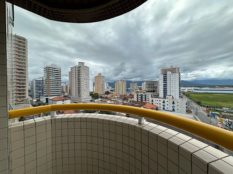 Apto com sacada próximo do mar - Aviação