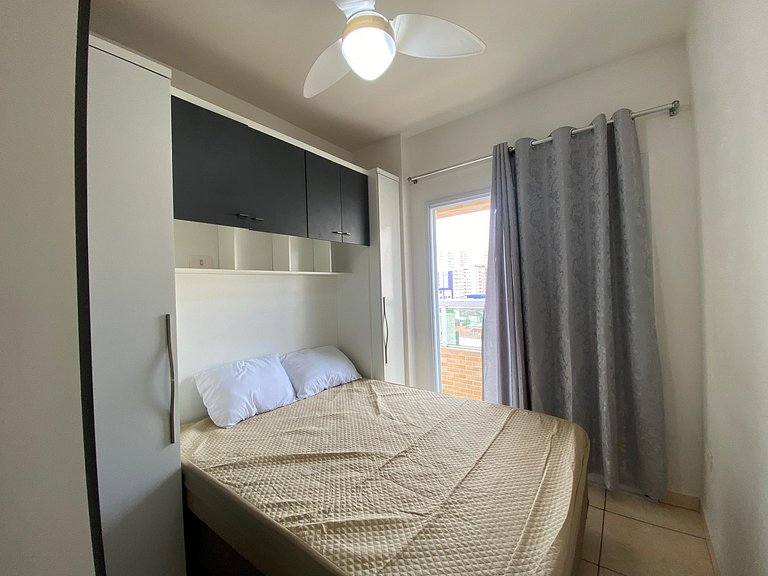 Conforto e Praia – Apto 1 Dorm Aviação