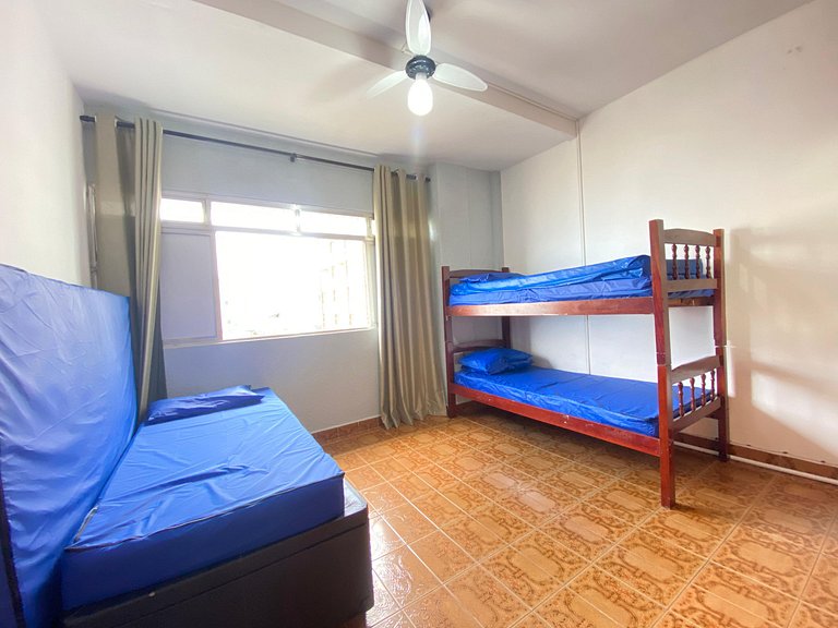 Apto Tupi a 50m do mar – ótima localização