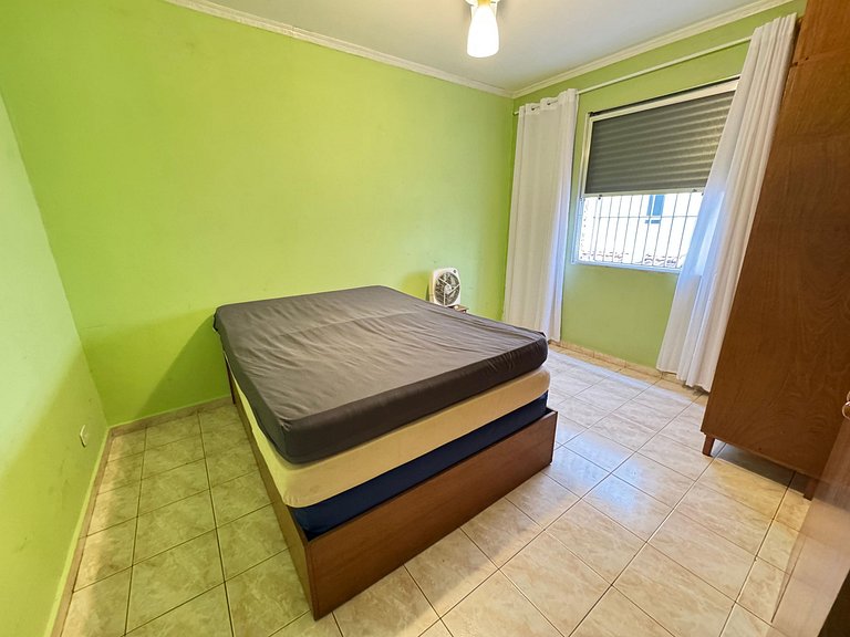 Apto 1 dorm Tupi, 50m da praia