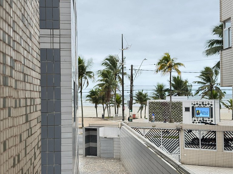 Apto 1 dorm Tupi, 50m da praia