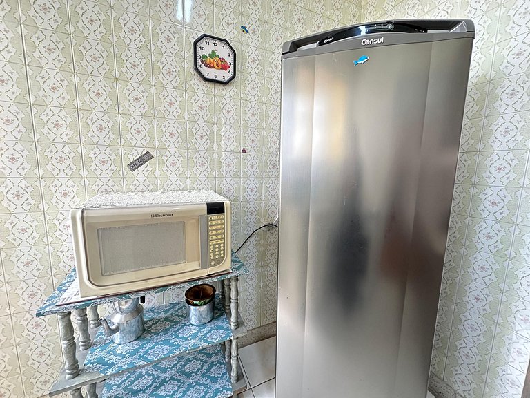 Apto completo a 500m da Praia na Guilhermina