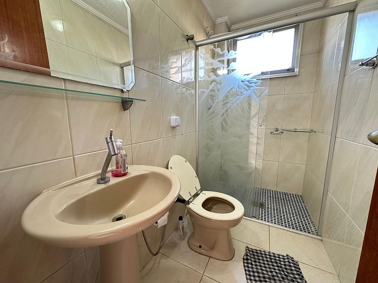 Apto c/ 1 dorm e ótima localização - Tupi