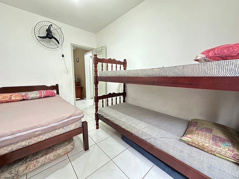1 Dorm Pé na Areia – Praia Guilhermina