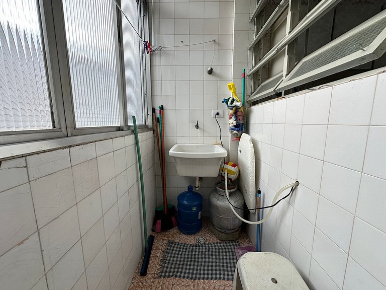 Apto 1 dorm no Canto do Forte - Próximo a Praia!