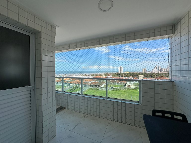 Apto Vila Mirim, 2Qts (1Suíte), Vista Mar!