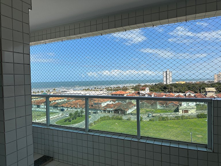 Apto Vila Mirim, 2Qts (1Suíte), Vista Mar!