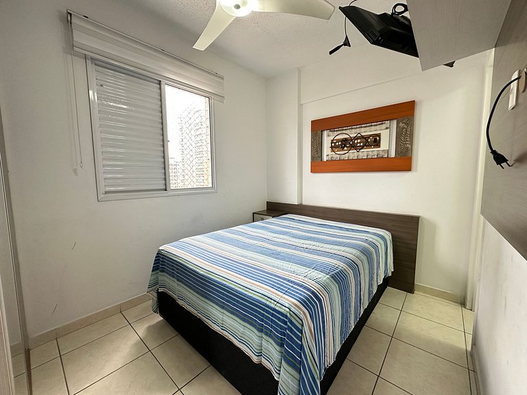 Apto 2 quartos e garagem na Ocian