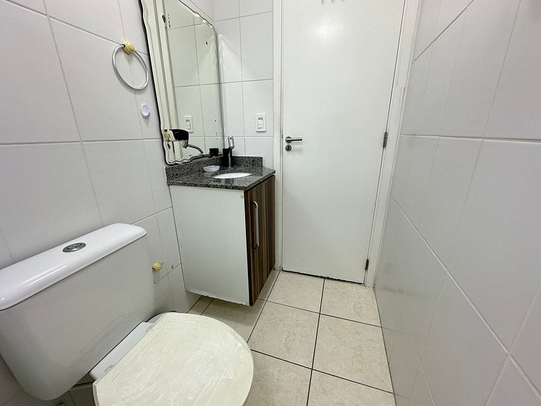 Apto 2 quartos e garagem na Ocian