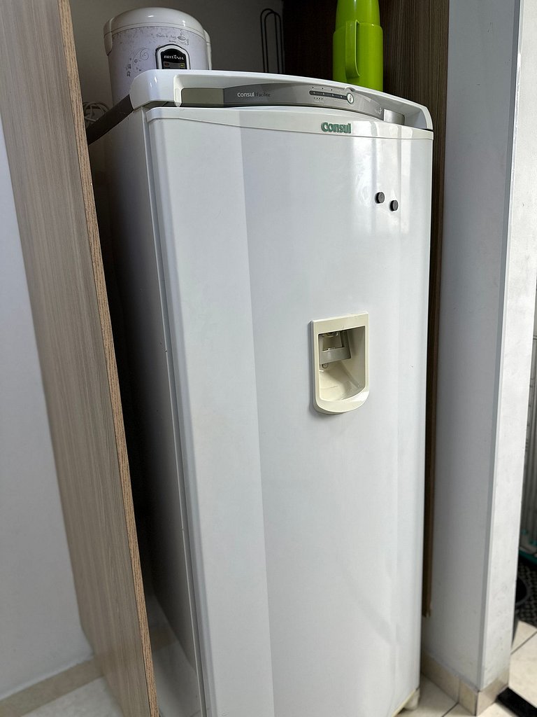 Apto 2 quartos e garagem na Ocian