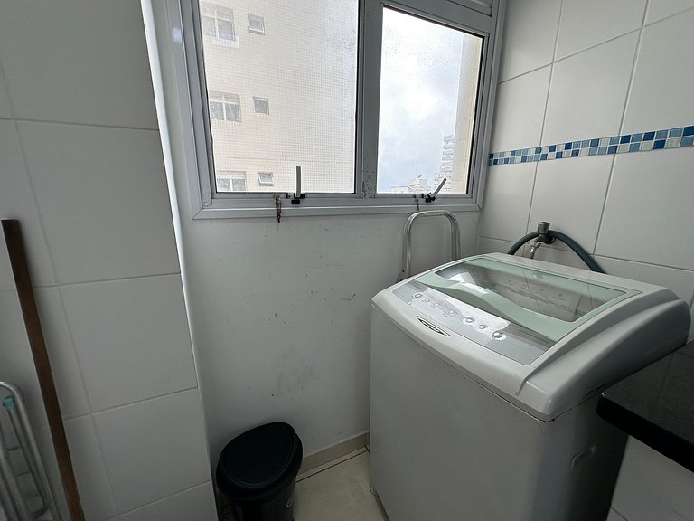 Apto 2 quartos e garagem na Ocian