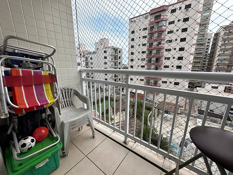 Ocian: 2 quartos, suíte, piscina e perto da praia