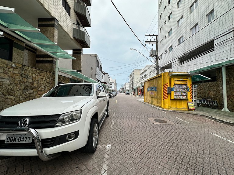 Apê com garagem, portaria 24h e ótima localização!