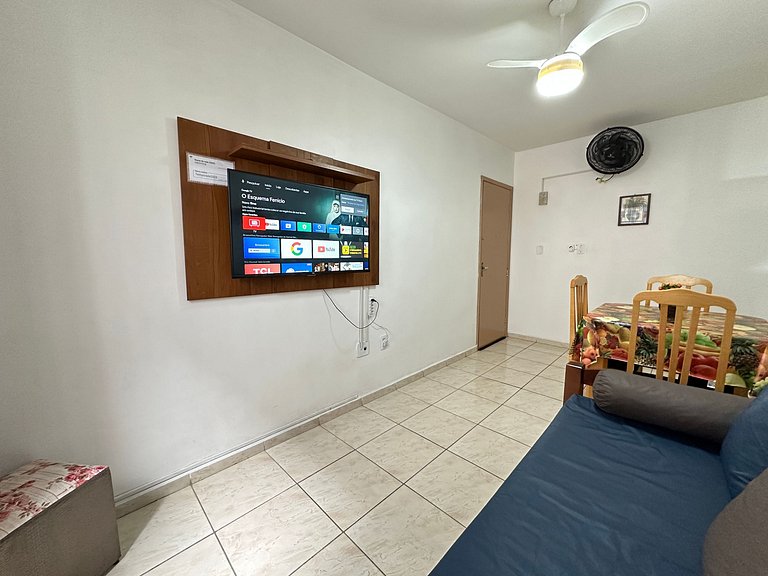 Apê com garagem, portaria 24h e ótima localização!