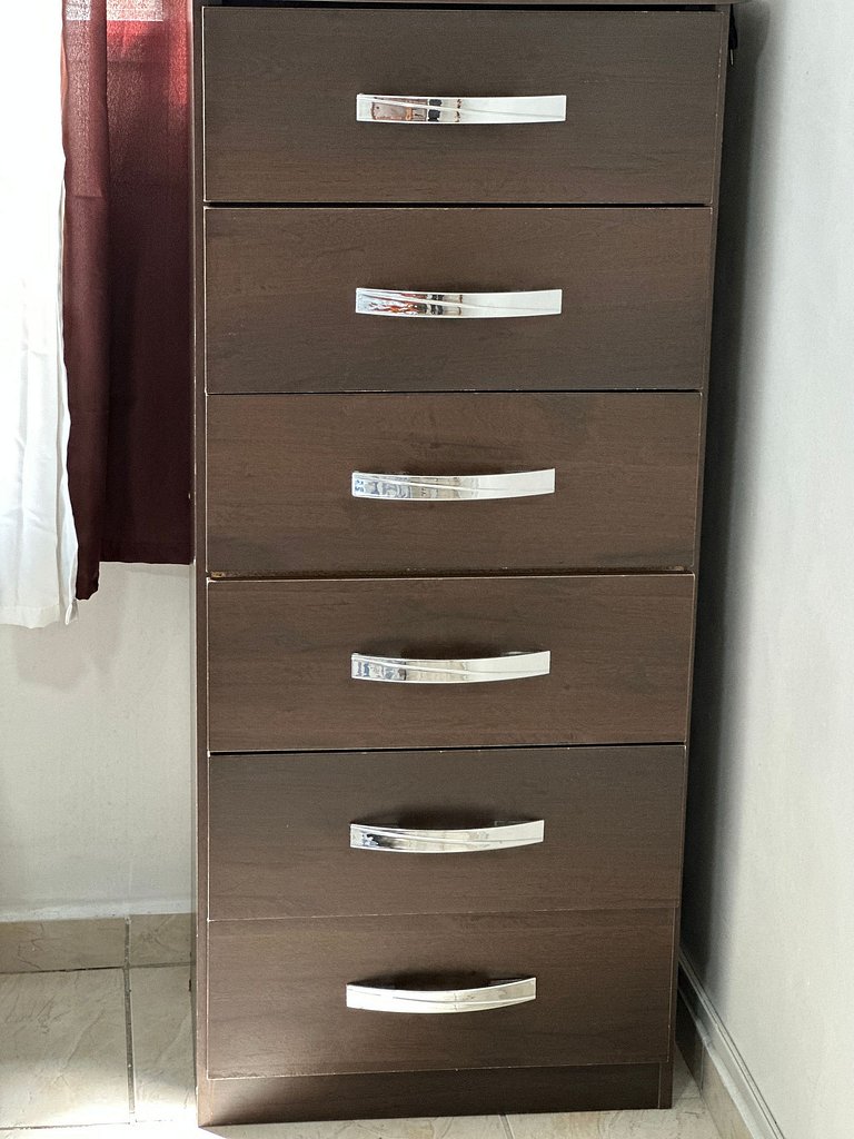 Apê com garagem, portaria 24h e ótima localização!