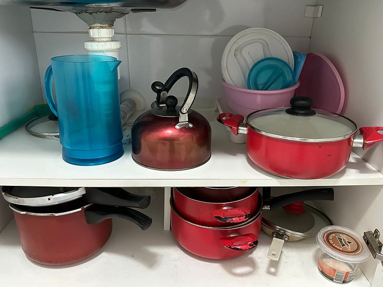 Apto c/ sacada - 5 min a pé da Praia Tupi!