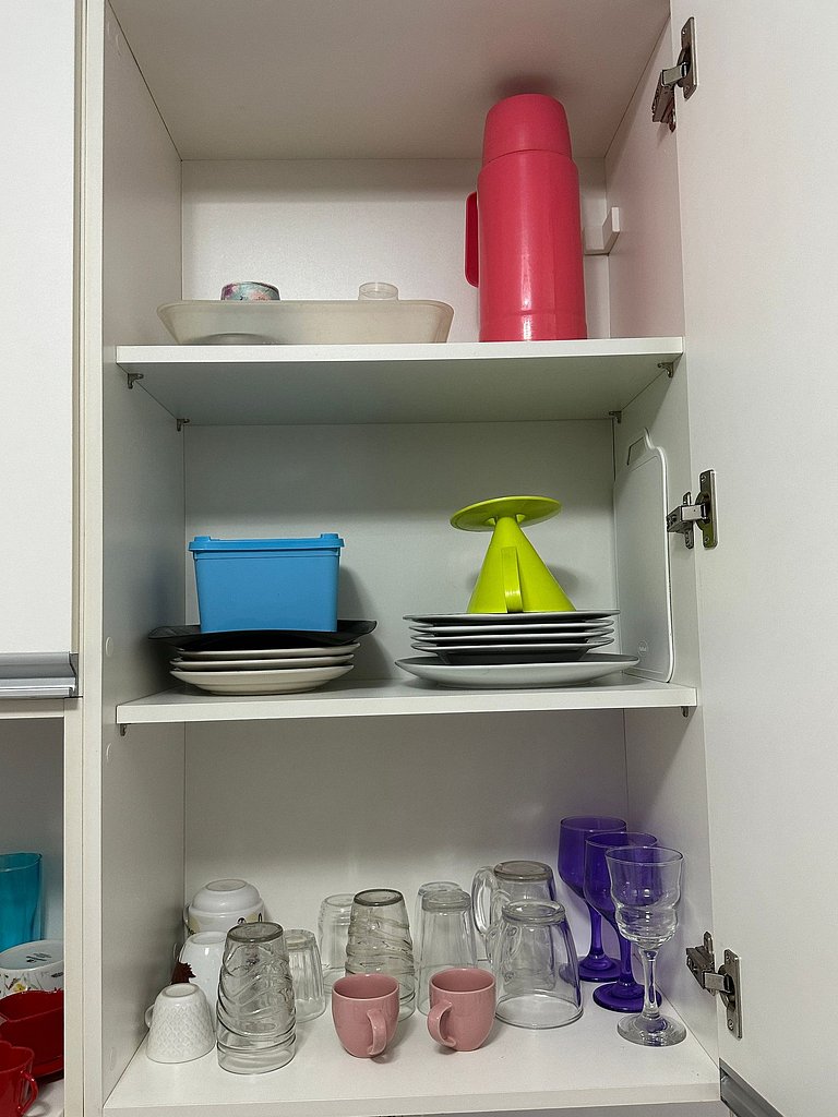 Apto c/ sacada - 5 min a pé da Praia Tupi!