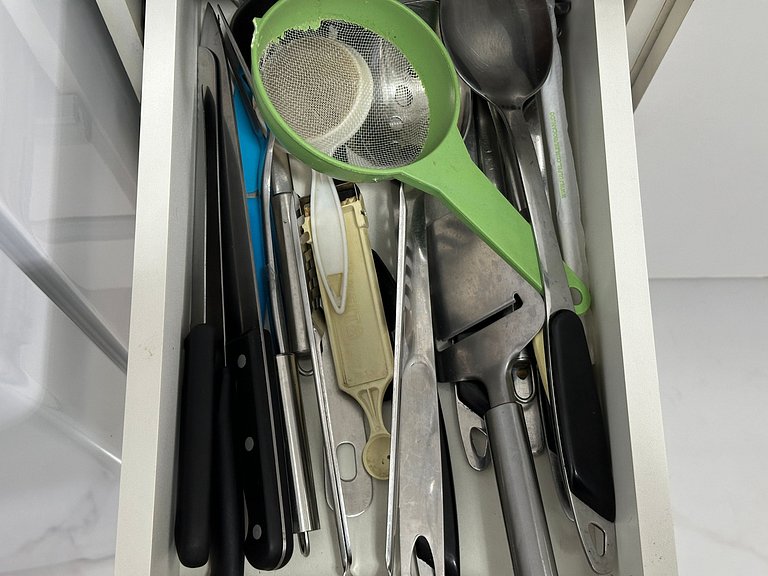 Apto c/ sacada - 5 min a pé da Praia Tupi!