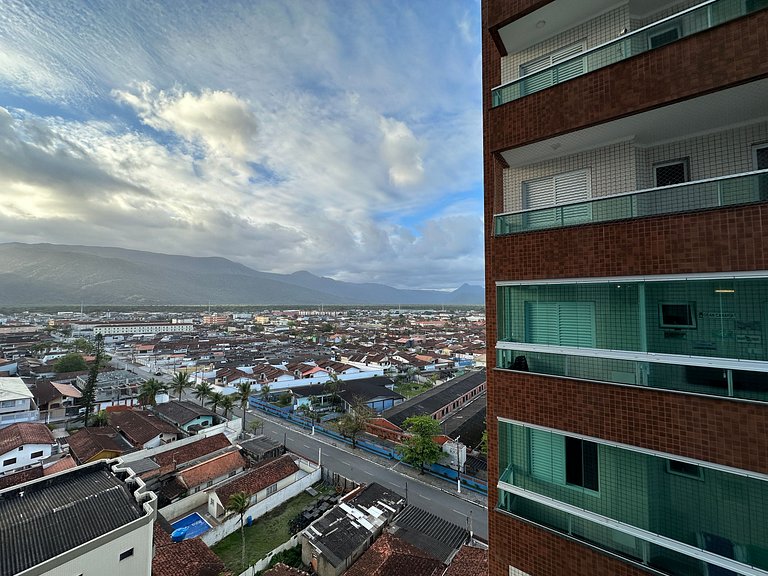 Vista deslumbrante e elegância frente mar!