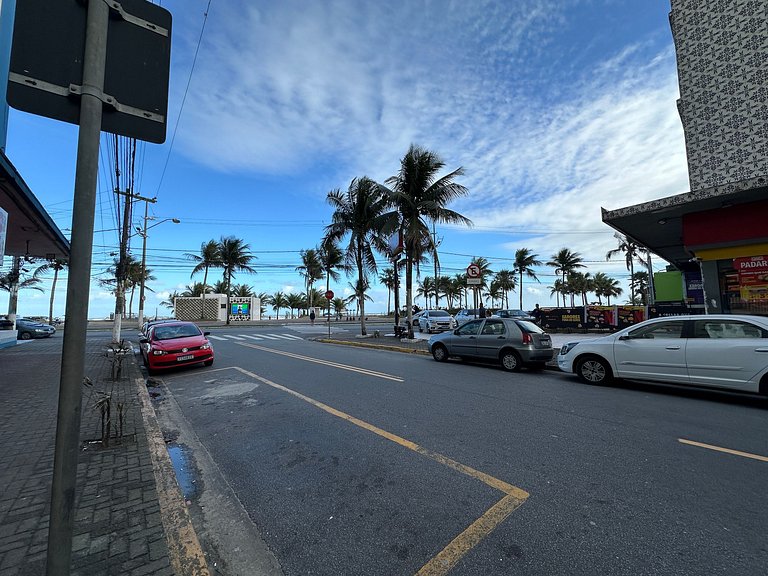 Pé na areia em Nova Mirim com Wi-Fi e conforto!