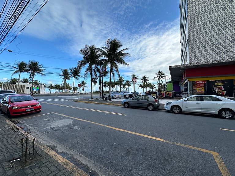 Pé na areia em Nova Mirim com Wi-Fi e conforto!