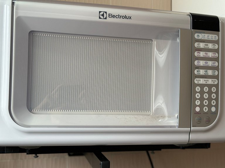 Pé na areia em Nova Mirim com Wi-Fi e conforto!
