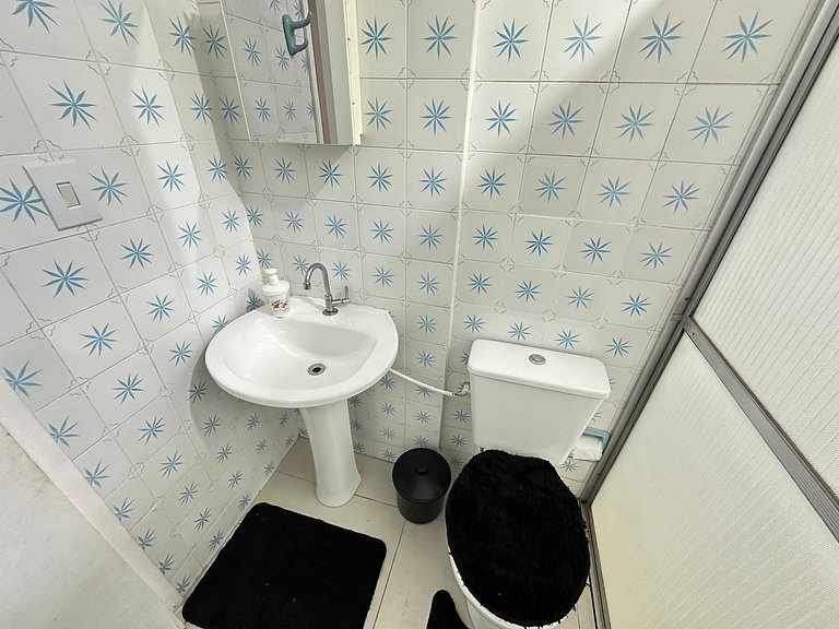 Pé na areia em Nova Mirim com Wi-Fi e conforto!