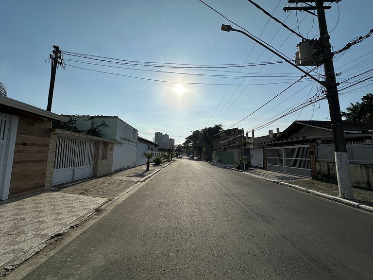 Canto do Forte: conforto, Wi-Fi e garagem!