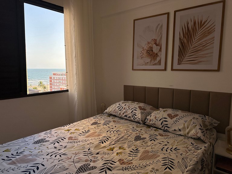 Tupi: praia a 2 min e muito conforto!