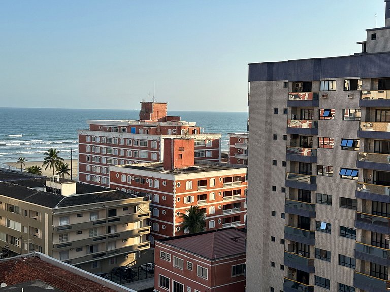 Tupi: praia a 2 min e muito conforto!