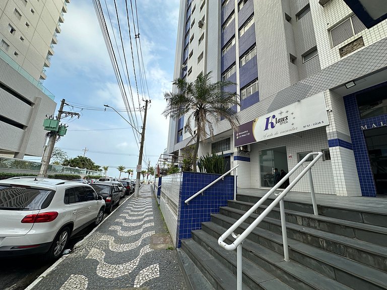 Boqueirão: 50m do mar e perto de tudo!