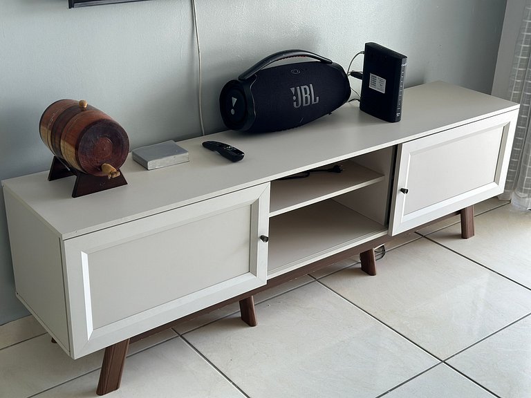 A 300m da praia, varanda gourmet e muito conforto!