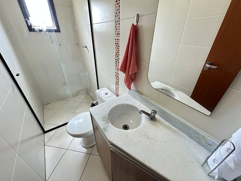 Sacada Gourmet + Vaga / A 2 min da Praia