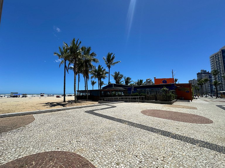 Próximo a Feirinha da Guilhermina e Frente Mar