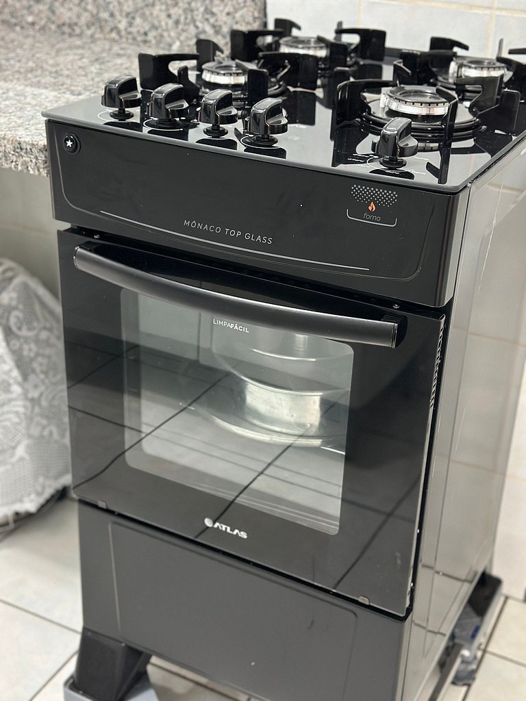 Apartamento amplo e equipado na Aviação!