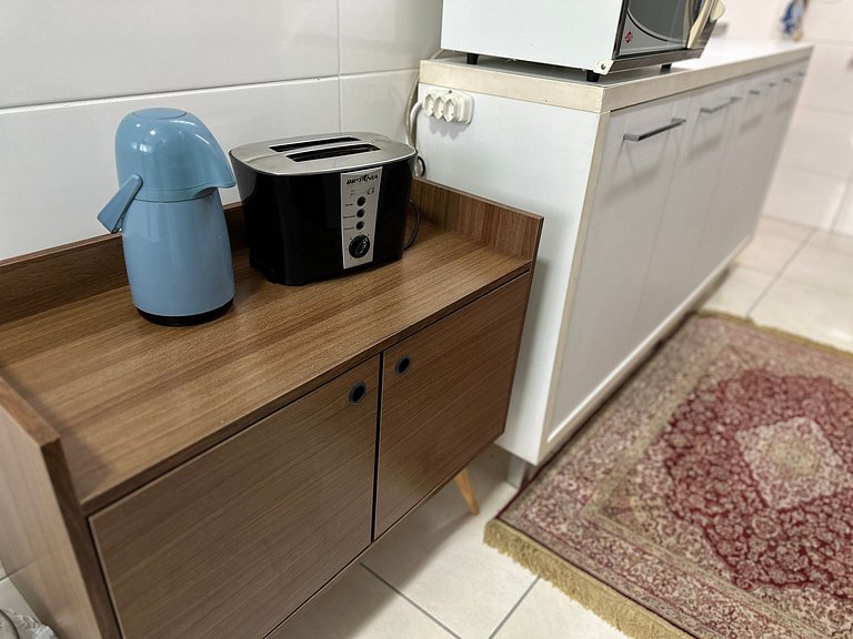 A 300m da praia, varanda gourmet vista incrível!